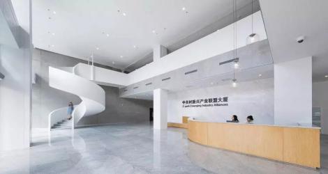成都海倫天麓銷售中心，東方優(yōu)雅與現(xiàn)代融合的空間縮影！
